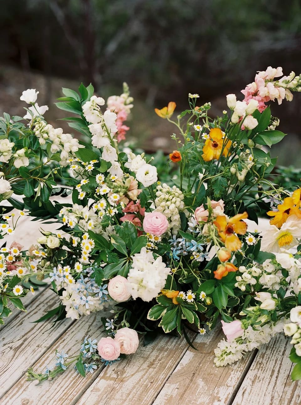 E & A at Lucky Arrow Retreat — wedding florals by Lavender & Lily Floral, Austin TX