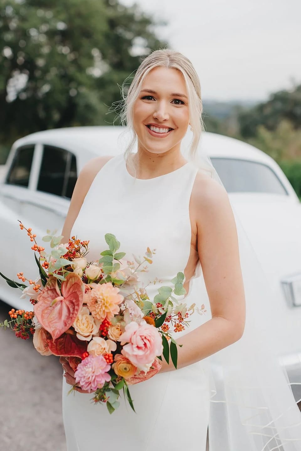 E & R at Kindred Oaks — wedding florals by Lavender & Lily Floral, Austin TX
