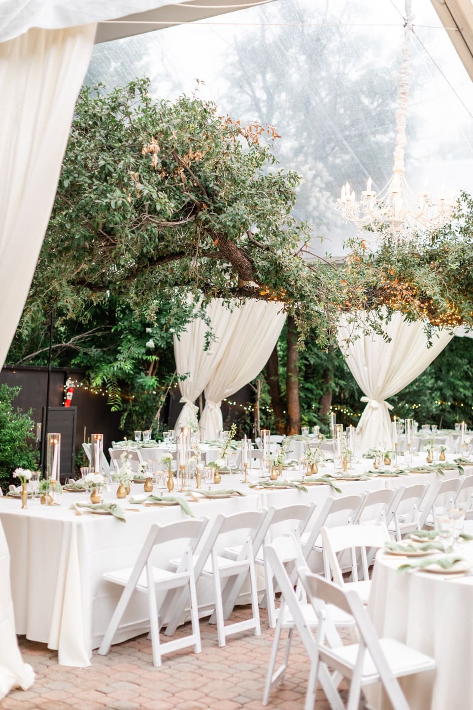 C & M at The Allan House — wedding florals by Lavender & Lily Floral, Austin TX