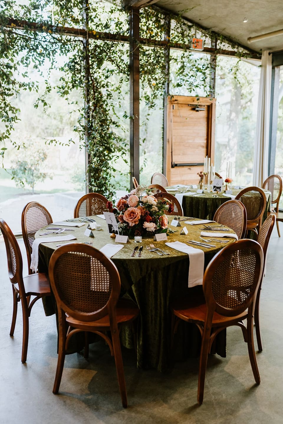 S & M at Barr Mansion — wedding florals by Lavender & Lily Floral, Austin TX