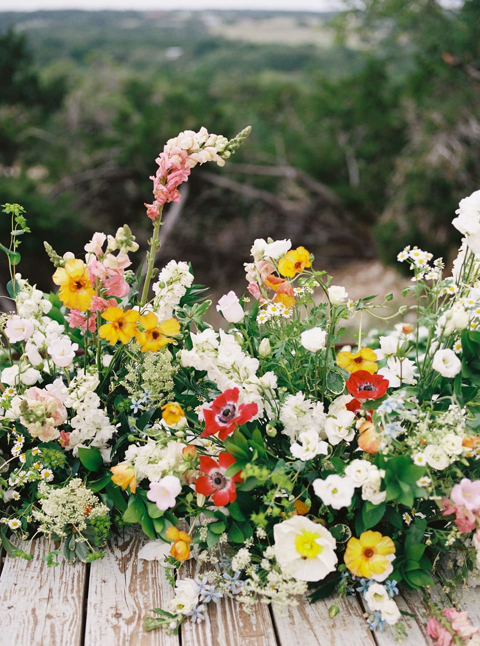 E & A at Lucky Arrow Retreat — wedding florals by Lavender & Lily Floral, Austin TX