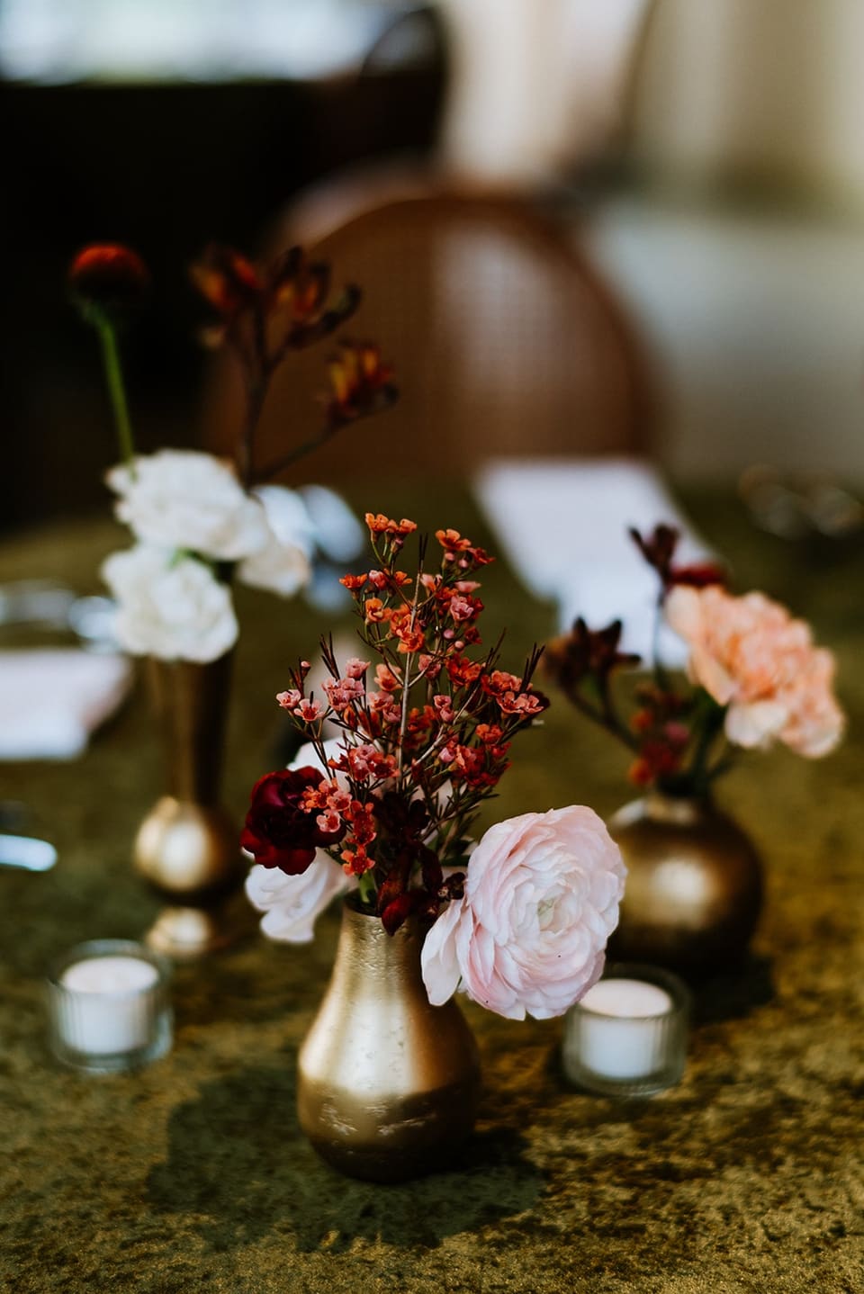 S & M at Barr Mansion — wedding florals by Lavender & Lily Floral, Austin TX