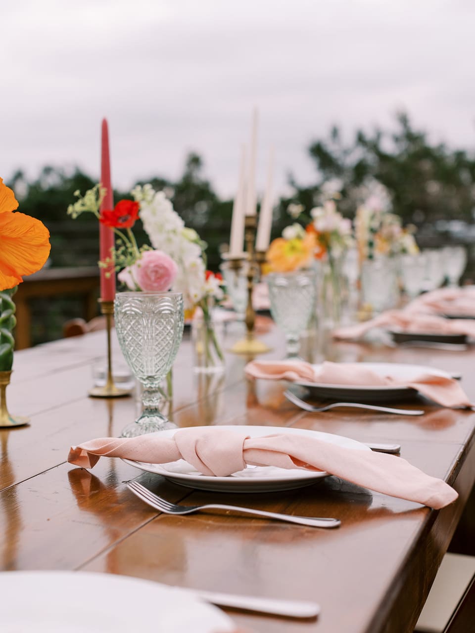 E & A at Lucky Arrow Retreat — wedding florals by Lavender & Lily Floral, Austin TX