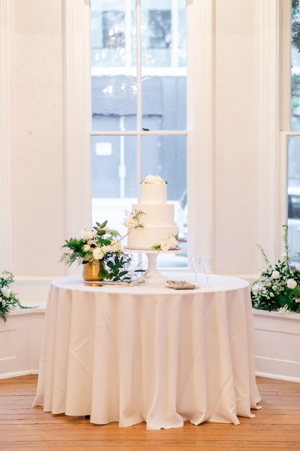 C & M at The Allan House — wedding florals by Lavender & Lily Floral, Austin TX