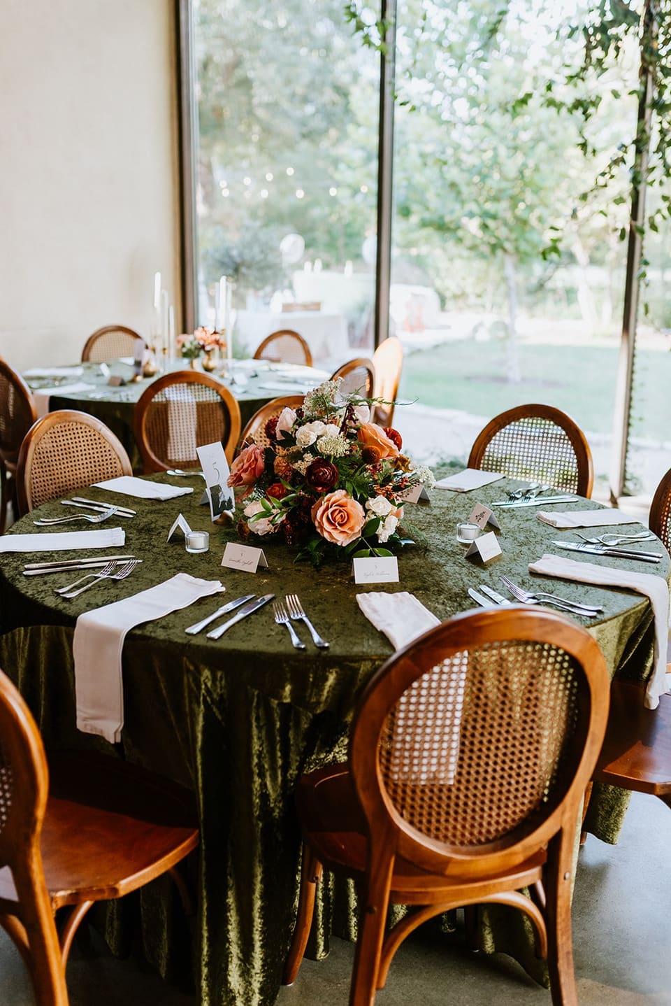 S & M at Barr Mansion — wedding florals by Lavender & Lily Floral, Austin TX